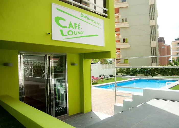 Now Hotel *